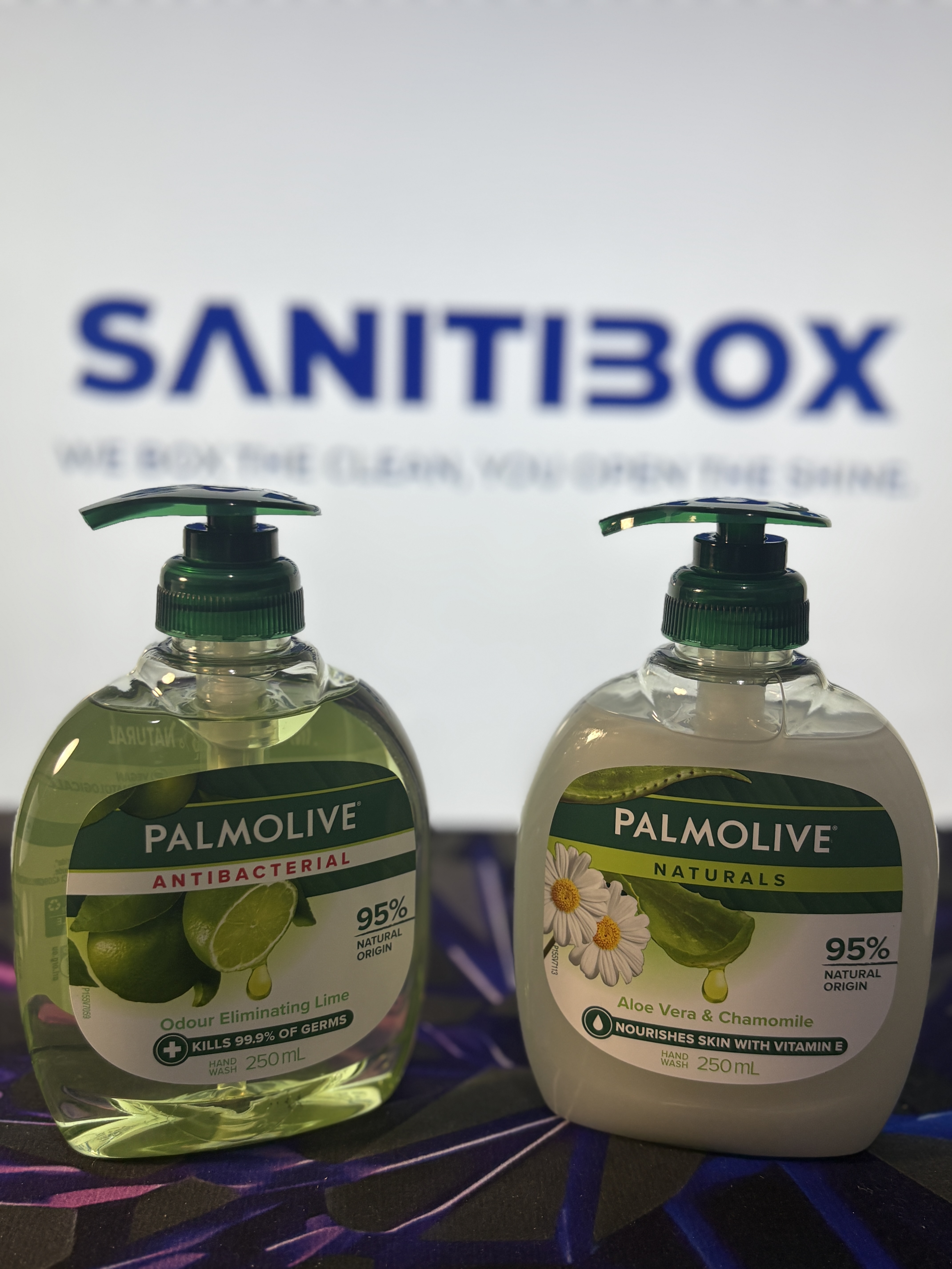 Palmolive Antibacterial Liquid Hand Wash primary image